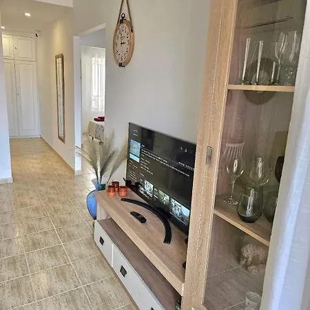 Migos 350m From The Sea, Playa Del Acequión, Apartamento *