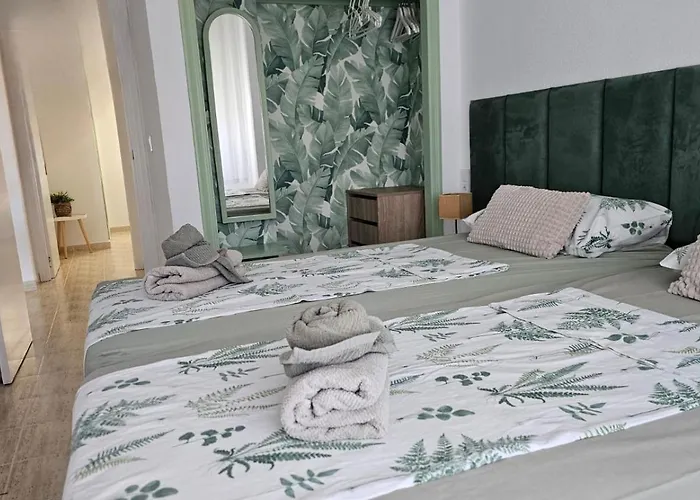 Migos 350m From The Sea, Playa Del Acequion, تورّيفيِخا