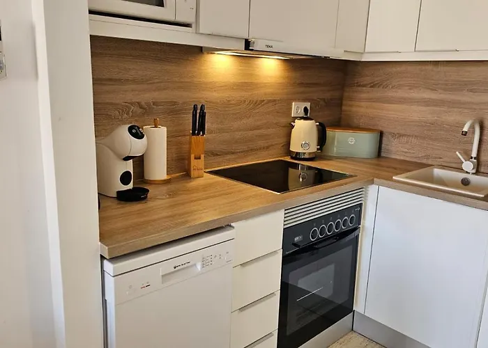 Migos 350m From The Sea, Playa Del Acequion, * تورّيفيِخا