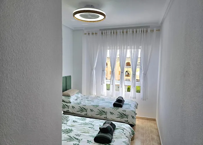 Migos 350m From The Sea, Playa Del Acequion, تورّيفيِخا